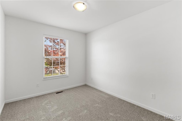 925 Stone Crossing Dr, Wentzville, MO 63385 - unfurnished room featuring carpet floors and baseboards