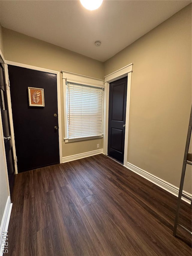 1604 Quendo Ave, Saint Louis, MO 63130 - entrance foyer featuring wood finished floors