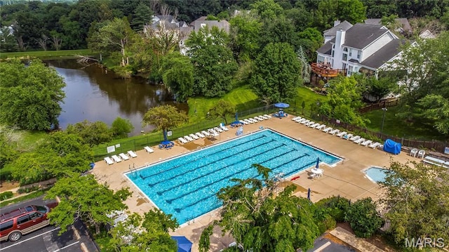 742 Arbor Ridge Ct, Ballwin, MO 63021 - bird's eye view of a pool and a large body of water