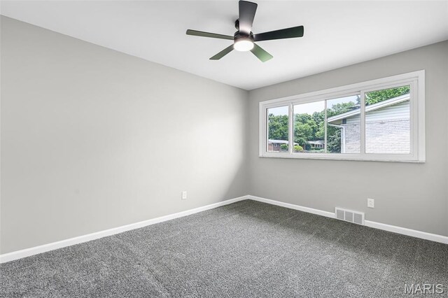 1875 Mullanphy Ln, Florissant, MO 63031