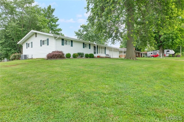 457 Maple Dr, Bethalto, IL 62010 - ranch-style house with a front yard