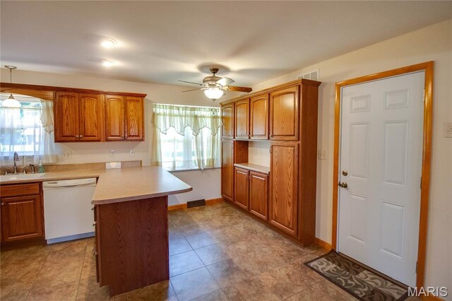 4401 Wedgewood Dr, Alton, IL 62002 - photo 13