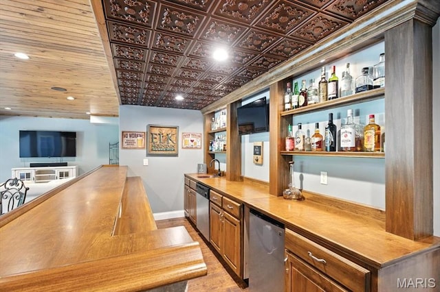 886 Arbor Chase Dr, Wildwood, MO 63021 - indoor wet bar featuring stainless steel dishwasher, an ornate ceiling, light wood finished floors, and recessed lighting
