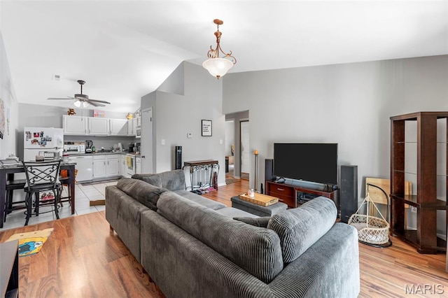 1911 Marine Terrace Dr Unit L, Saint Louis, MO 63146 - photo 5