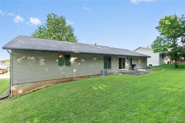 1133 Cypress Ct, Cape Girardeau, MO 63701 - back of house featuring a patio area and a lawn