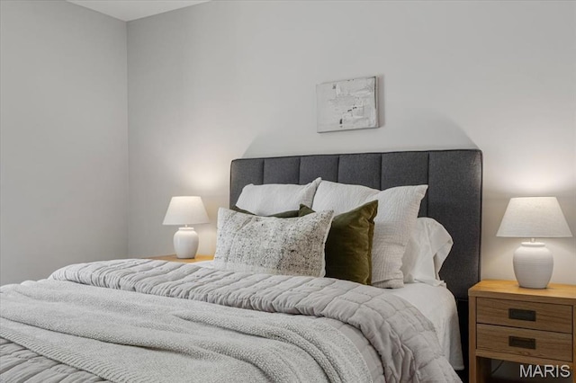 938 Blase Ave, Saint Louis, MO 63131 - view of bedroom