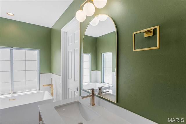 938 Blase Ave, Saint Louis, MO 63131 - bathroom with vanity