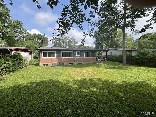 2420 Churchill Downs Dr, Florissant, MO 63033 - photo 17