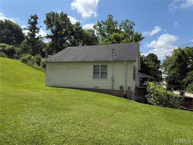 418 Monroe St, Pacific, MO 63069 - view of side of property featuring a yard