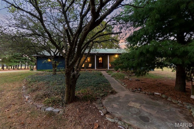 1369 County Highway 408, Benton, MO 63736 - view of front facade with a porch