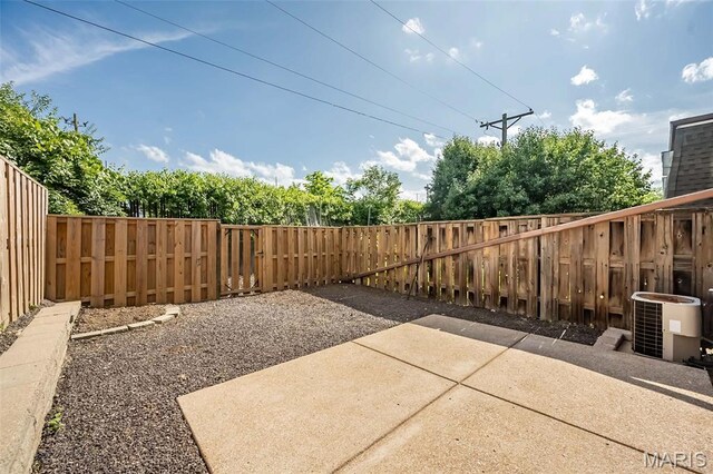 10372 Beau Jardin Dr, Saint Louis, MO 63146 - photo 31