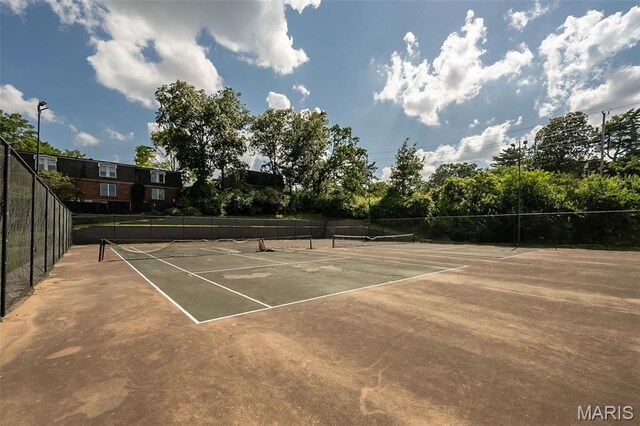 10372 Beau Jardin Dr, Saint Louis, MO 63146 - photo 37