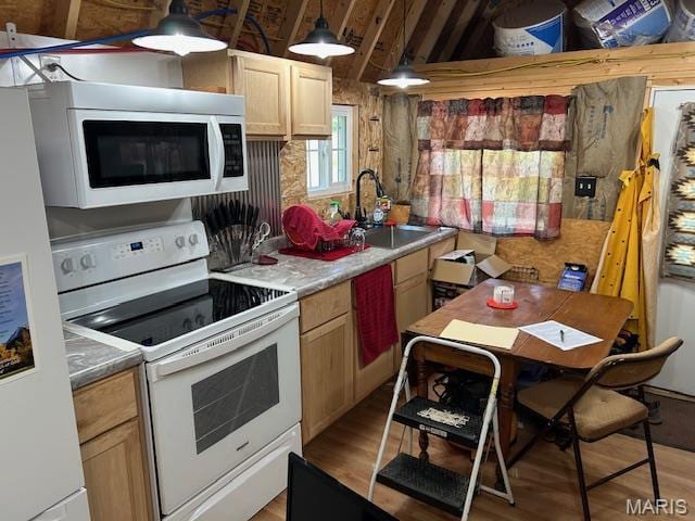 13435 Highway Kk, Kk, MO 65440