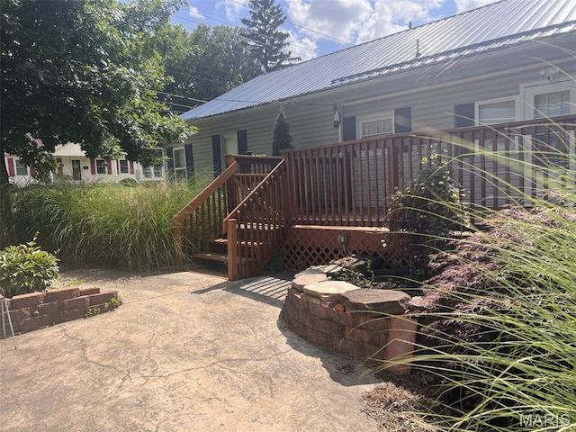 315 E N St, Saint Clair, MO 63077 - view of patio featuring a wooden deck