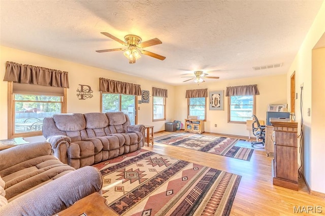 1432 Lana Dr, Lebanon, MO 65536 - photo 2