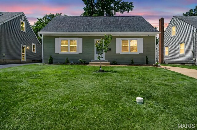 841 N Geyer Rd, Kirkwood, MO 63122 - view of front of home featuring a front lawn