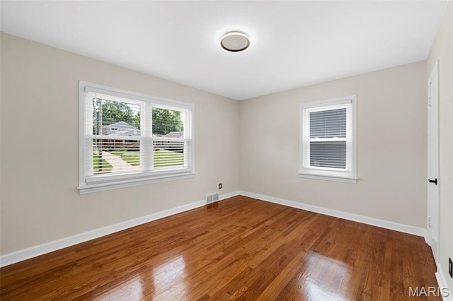 841 N Geyer Rd, Kirkwood, MO 63122 - unfurnished room with wood finished floors and baseboards