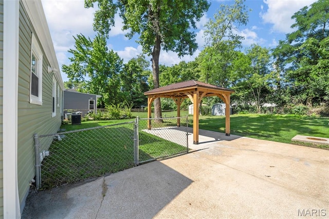 841 N Geyer Rd, Kirkwood, MO 63122 - view of patio / terrace with a gazebo, a carport, and concrete driveway