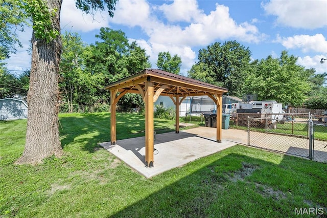 841 N Geyer Rd, Kirkwood, MO 63122 - view of property's community with a gazebo and a patio area