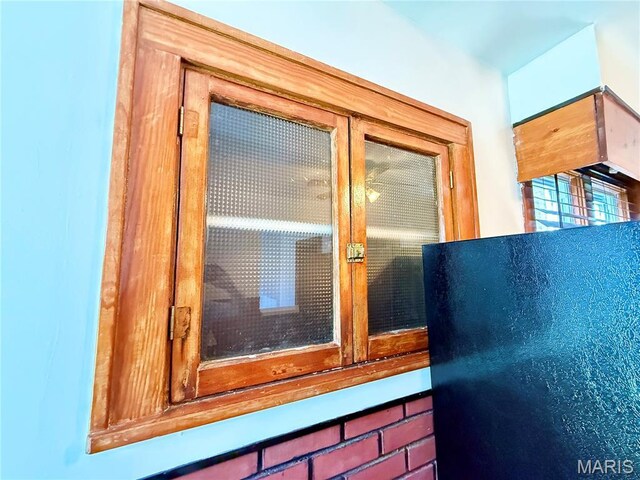 4160 Wyoming St, Saint Louis, MO 63116 - photo 12