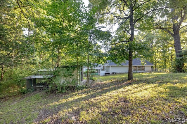 656 Sunset Farms Trl, Union, MO 63084 - view of grassy yard
