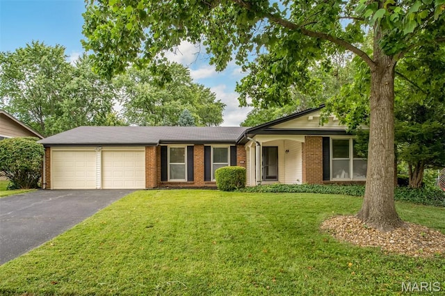 12033 Tangletree Dr, Saint Louis, MO 63146 - photo 1