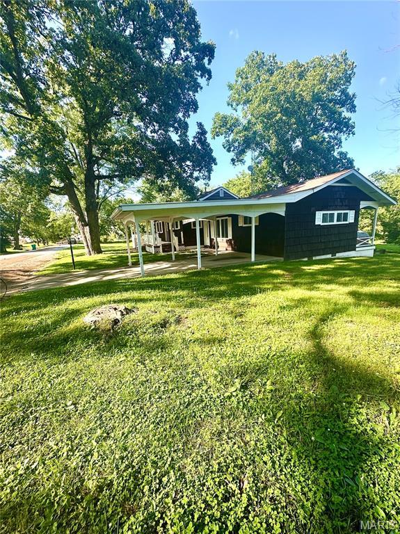 701 Alvarado, Belle, MO 65013 - back of property with a yard