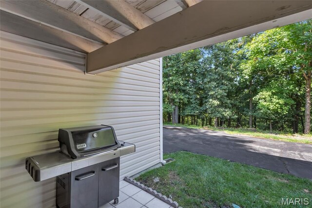 502 Oak Ridge Trails Ct, Ballwin, MO 63021