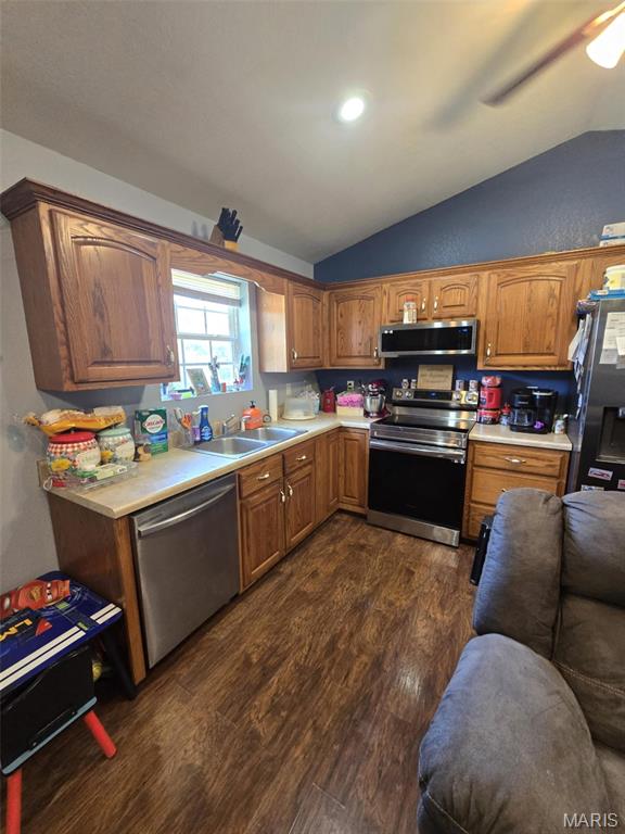 1315 S 11th St, Poplar Bluff, MO 63901 - photo 3