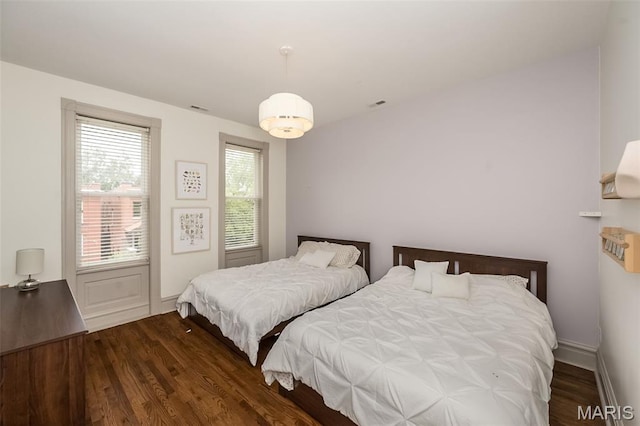 3822 Humphrey St, Saint Louis, MO 63116 - bedroom with wood finished floors and baseboards