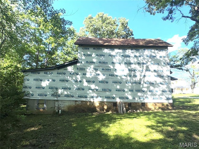 1112 Center St, Bismarck, MO 63624 - view of property exterior featuring a yard