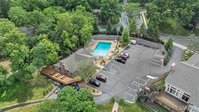 208 Ambridge Ct Unit 302, Chesterfield, MO 63017 - bird's eye view of a pool area