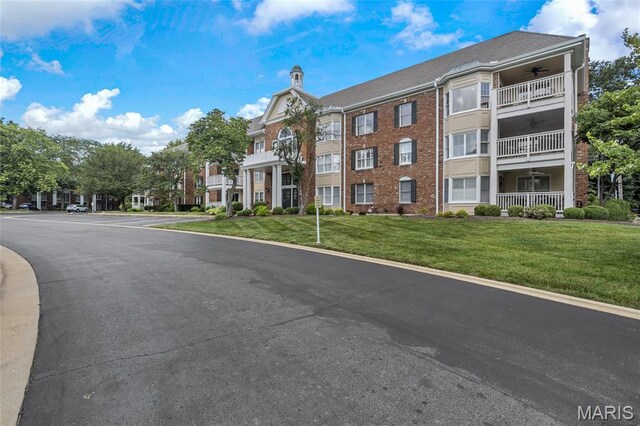 208 Ambridge Ct Unit 302, Chesterfield, MO 63017 - view of building exterior