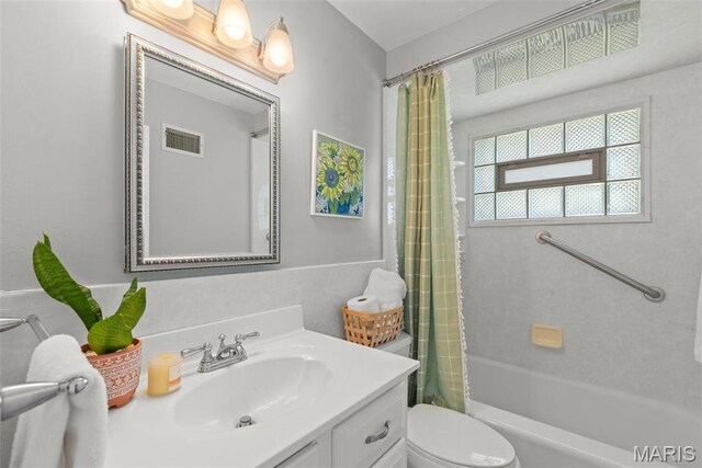 8225 Marvale Ln, Affton, MO 63123 - photo 13