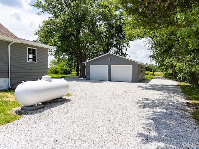 6596 County Road 263, Hannibal, MO 63401 - view of detached garage