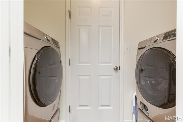 8280 Obrien Dr, Cedar Hill, MO 63016 - laundry area featuring washer / clothes dryer