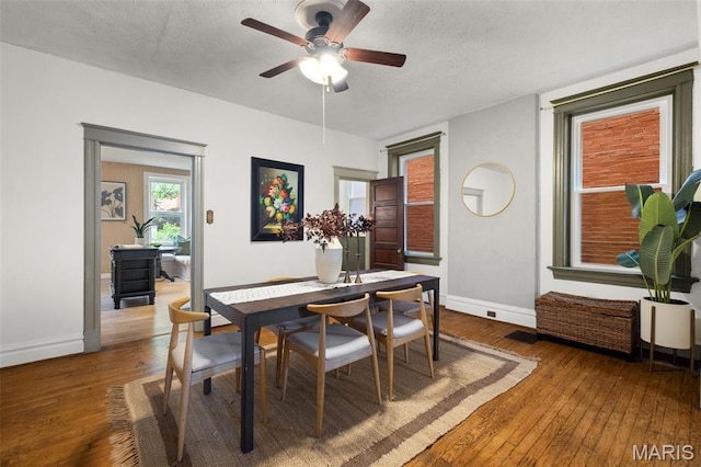 2929 Victor St, Saint Louis, MO 63104 - dining area with ceiling fan, hardwood / wood-style floors, and a textured ceiling