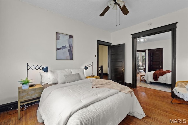 2929 Victor St, Saint Louis, MO 63104 - bedroom with hardwood / wood-style floors and ceiling fan