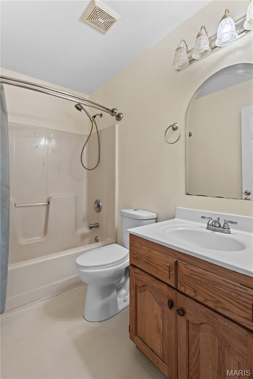 8399 Byrnesville Rd, House Springs, MO 63051