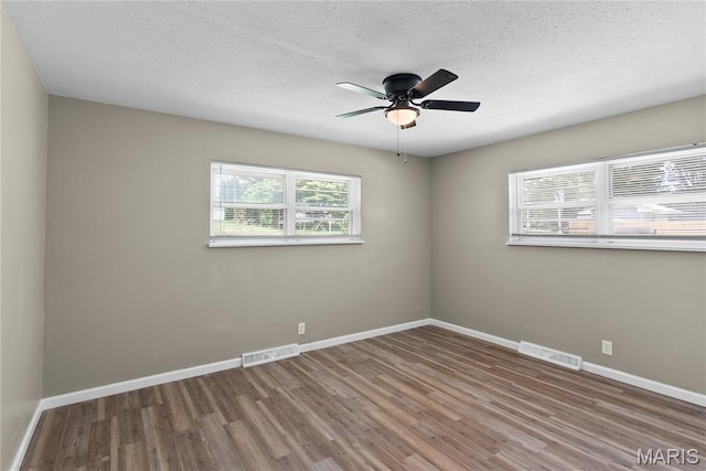 8713 Nyflot Ave, Hazelwood, MO 63042 - photo 25