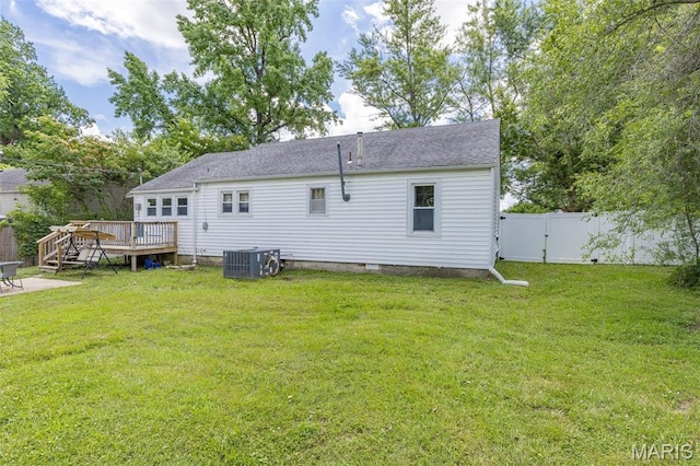 39 Pine St, Farmington, MO 63640 - rear view of house featuring a deck, a gate, a fenced backyard, and a patio