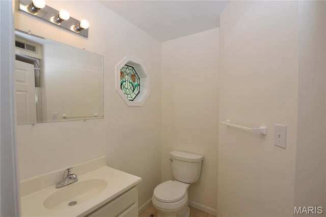 1406 Marshall Rd, Kirkwood, MO 63122 - half bath with vanity and toilet