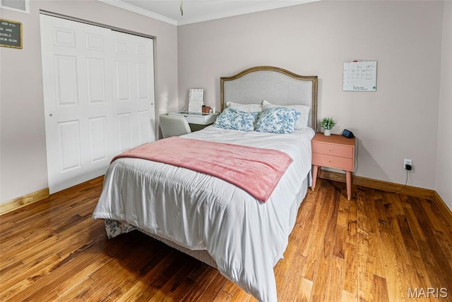 227 W Woodland Rdg, Valmeyer, IL 62295 - bedroom with ornamental molding and wood finished floors