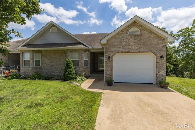 110 Capri Ridge Dr, Bonne Terre, MO 63628