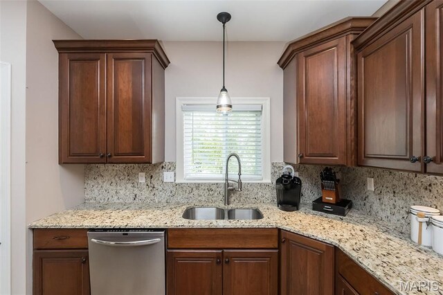705 Chancellorsville Dr, Wentzville, MO 63385 - photo 16