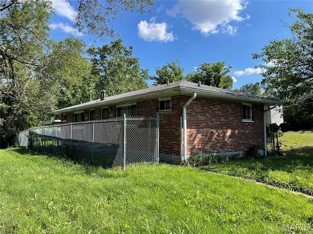 2010-12 E Desoto Ave, Saint Louis, MO 63107 - back of property featuring brick siding