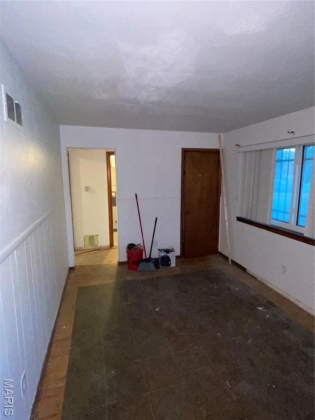 2010-12 E Desoto Ave, Saint Louis, MO 63107 - view of unfurnished room