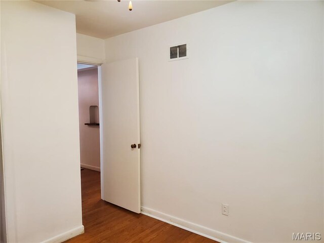 6635 Kenwood Dr, Northwoods, MO 63121 - photo 12