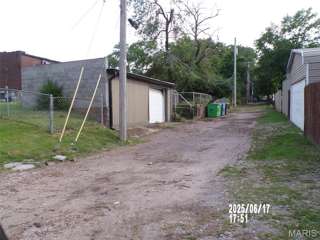 1113 E John Ave, Saint Louis, MO 63107 - photo 5