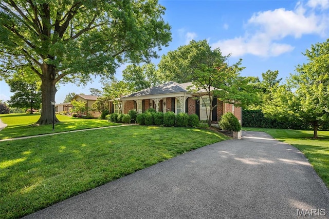 11894 Featherwood Dr, Creve Coeur Township, MO 63146 - ranch-style house featuring a front lawn and brick siding